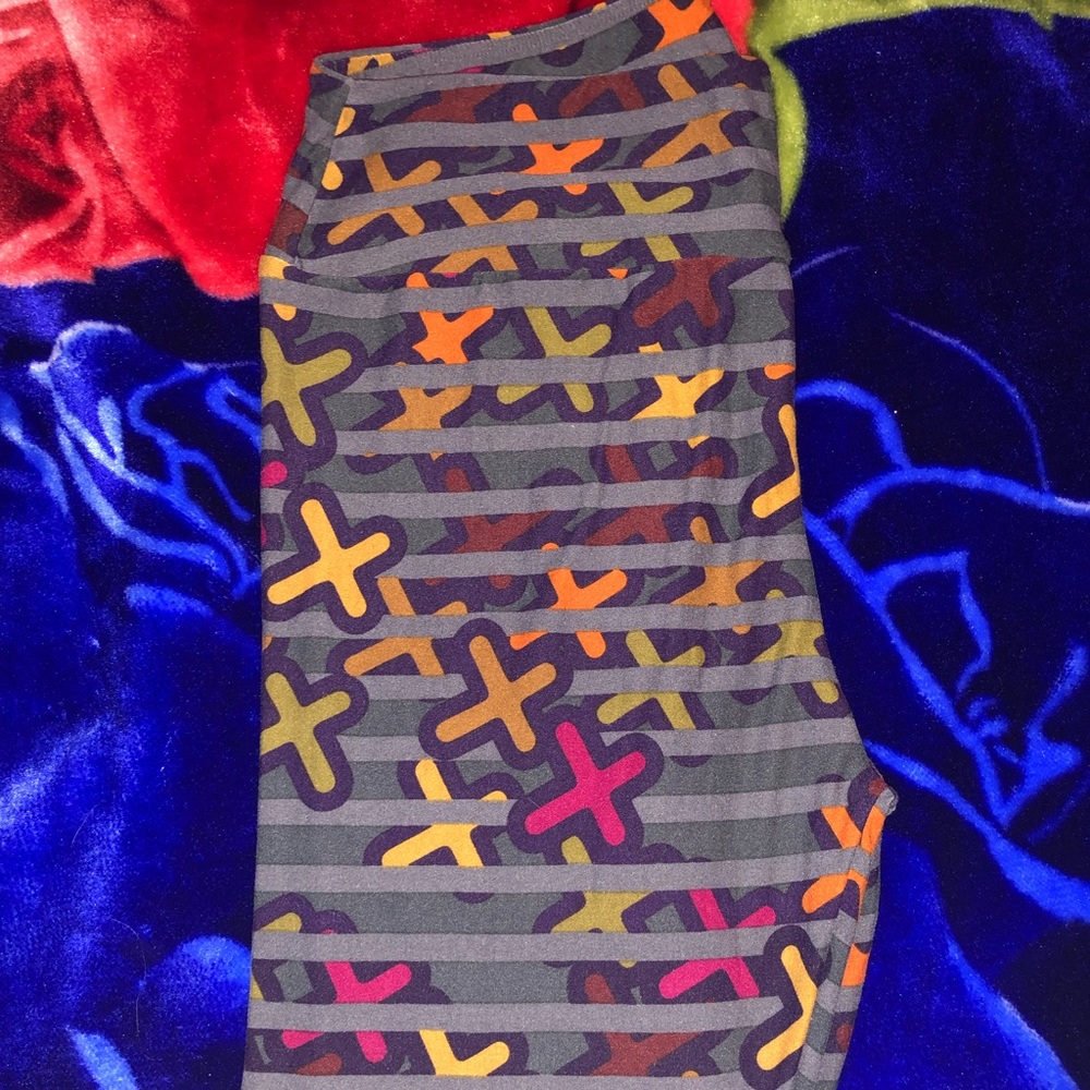 Tc Lularoe leggings